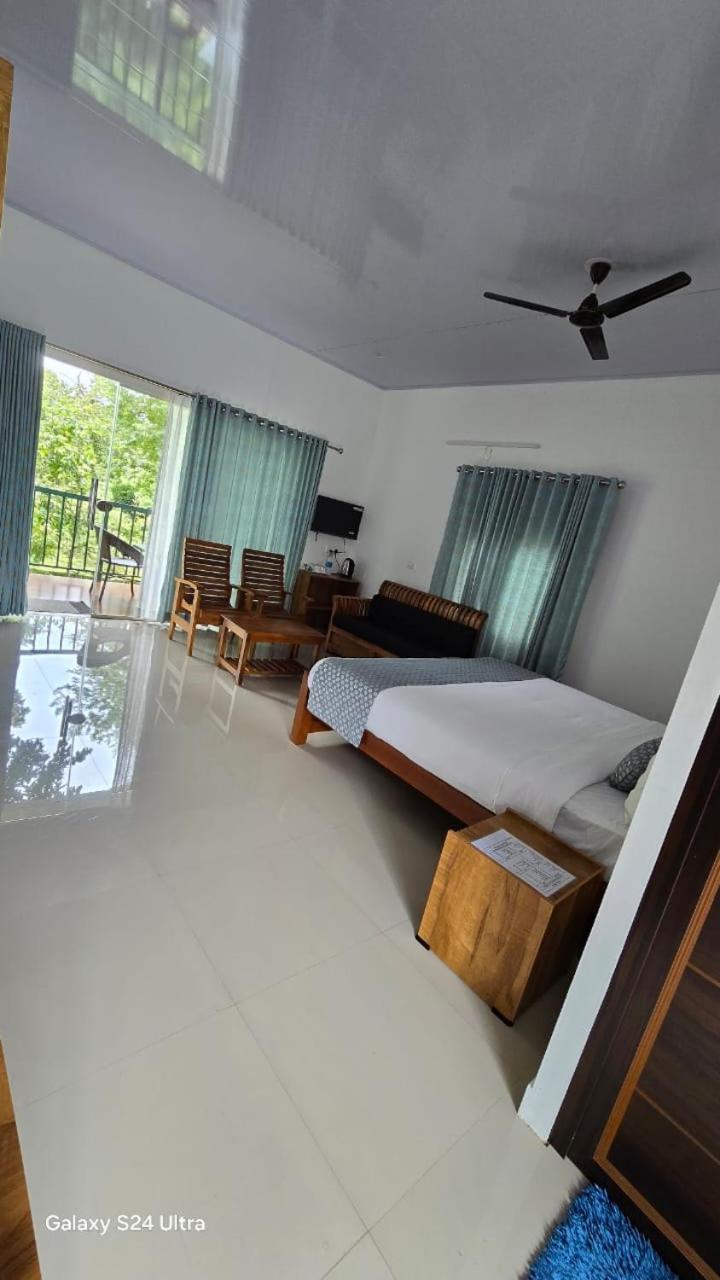 Green Aura Private Villas Sultan Bathery Exterior photo